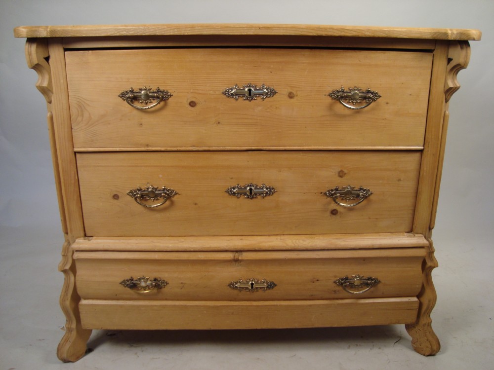 a delightful french chest of drawerscommode circa 1850